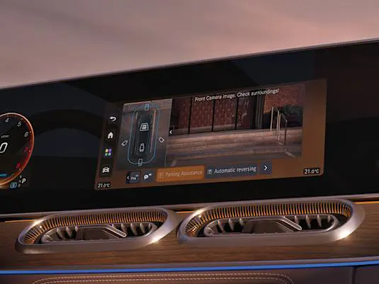 Mercedes-Benz Новий GLS Цифровий сервіс: MB.DRIVE PARKING ASSIST 360