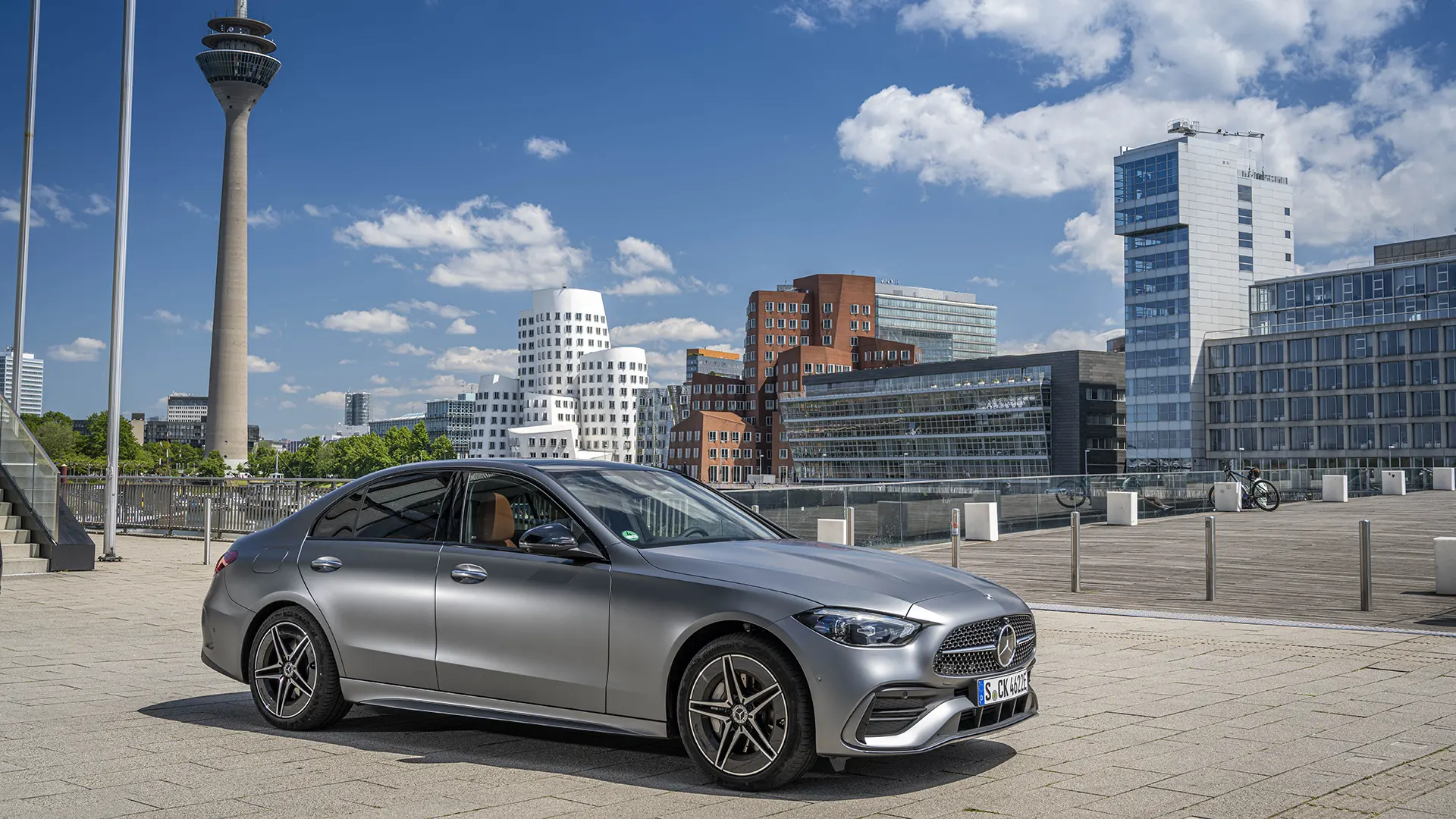Преміальний Mercedes-Benz C-Class 2026 року тепер із вигодою -10% 04
